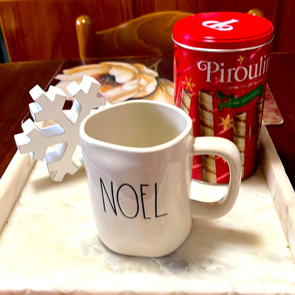 NWOT  Rae Dunn Noel Mug (larger size)